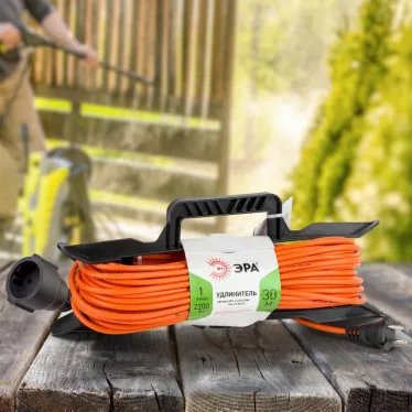 Удлинитель силовой на рамке без заземления 1 розетка 30м ПВС 2х1мм2 UFx-1-2x1.0-30m ЭРА