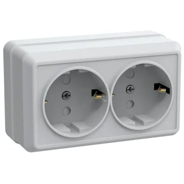 Розетка двойная с заземлением со шторками 16А