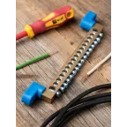 Шина 0 N 8х12мм 16 отверстий латунь 2 синих угловых изолятора PROxima