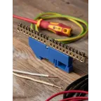 Шина нулевая 63.20 изолятор на DIN-рейку латунь