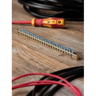 Шина PEN ноль-земля 6х9мм 24 отверстия латунь крепеж по краям PROxima