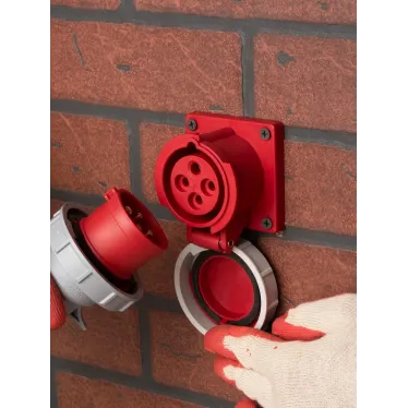 Розетка стационарная внутренняя 3142 3Р+РЕ 16А 380В IP67 PROxima