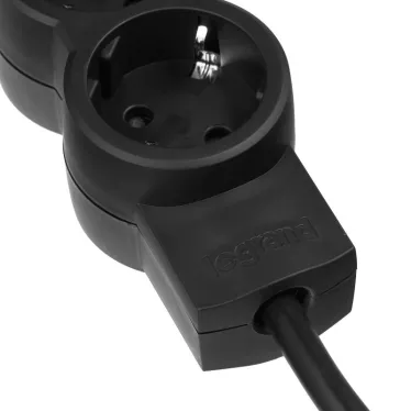 Удлинитель Стандарт 4X2К+З - с кабелем длиной 3 м черный