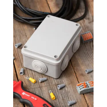 Коробка распаячная КМР-050-048 пылевлагозащитная 6мембранных вводов уплотнительный шнур (120х80х50) PROxima