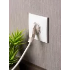 Валенсия розетка 1-местная б/з 10А белая с защ. штор.