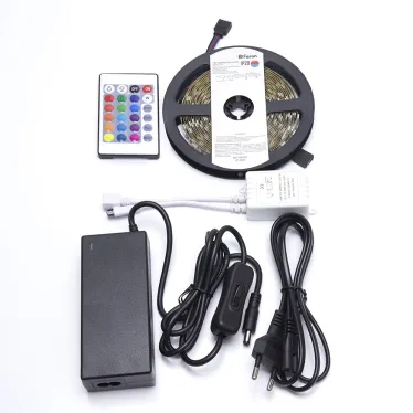 Лента светодиодная LEDх60/м.5м 14.4w/m драйвер 12в RGB