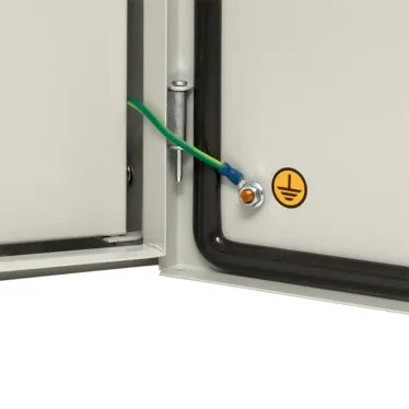 Щит учетно-распределительный навесной ЩУРн-3/2 IP54 ЩУ-3