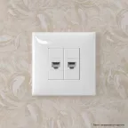 Avanti Компьютерная розетка RJ-45 без шторки в стену, кат.6 двойная, Белое облако