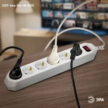 Сетевой фильтр (белый) с заземл, 3x0,75мм2, с выкл, 6гн, 5м USF-6es-5 м-W-BOX