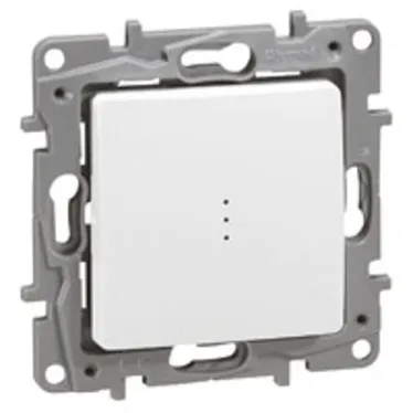 ETIKA Переключатель одноклавишный с подсветкой белый автоматические зажимы 10AX
