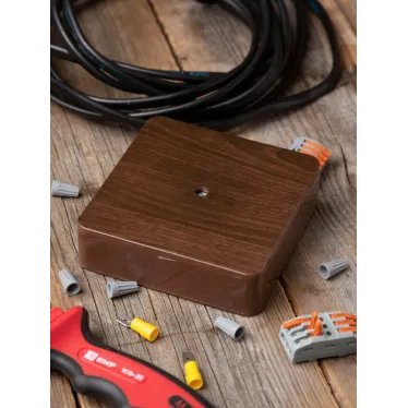 Коробка разветвительная KMP-030-032 100х100х25 темное дерево PROxima