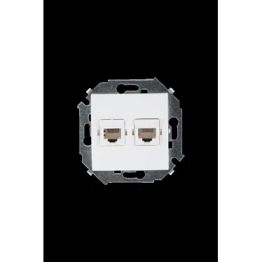 15 Розетка компьютерная двойная RJ45 кат.5е белый