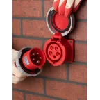 Розетка стационарная внутренняя 3252 3Р+РЕ+N 32А 380В IP67 PROxima