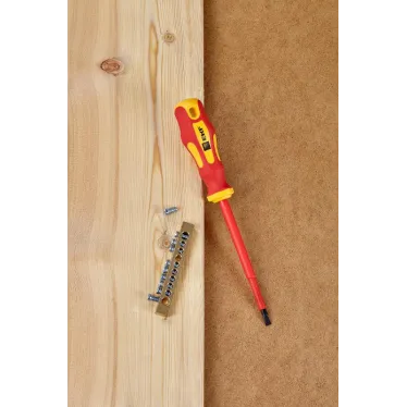 Отвертка Master SL5.5x125 мм 1000В Basic