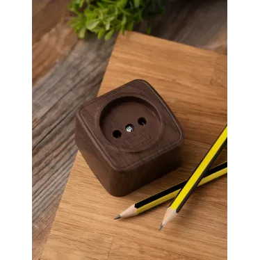 Розетка 1-местная ОП Минск 10А без заземления темное дерево