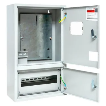 Щит учетно-распределительный навесной ЩУРн-3/15 с замком с окном IP31 БУР-3/15И