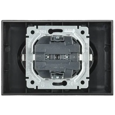 BRITE Розетка 2-ая с заземлением со шторками 16А в сборе РСш12-3-БрЧ черный | BR-R24-16-K02-F | IEK