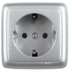 Розетка наружная с заземлением с изоляционной пластиной серебро