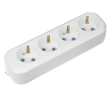 Колодка 4 гнезда c заземлением