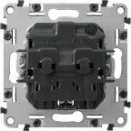 Valena IN MATIC Розетка силовая 2К+З 16А 250В со шторками безвинтовые зажимы