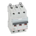 Выключатель автоматический трехполюсный 25А D DX3 6кА/10кА