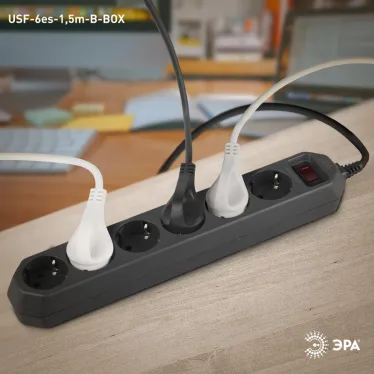Сетевой фильтр (черный) с заземл, 3x0,75мм2, с выкл, 6гн, 1,5м USF-6es-1,5 м-B-BOX