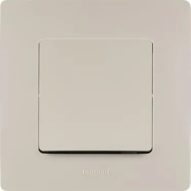 ETIKA Переключатель одноклавишный слоновая кость винтовые зажимы 10A