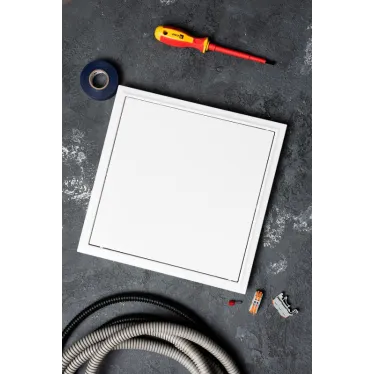 Люк ревизионный пластик с нажимным замком 300х300 Basic