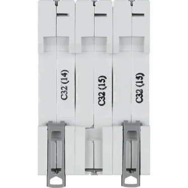 Выключатель автоматический трехполюсный 32А C TX3 6кА