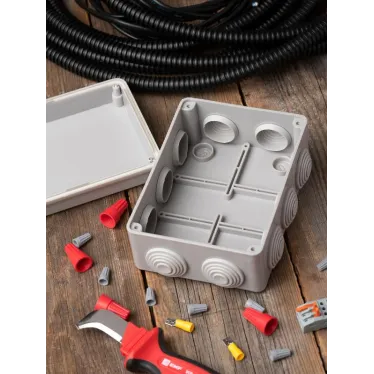 Коробка распаячная КМР-050-041 пылевлагозащитная 10 мембранных вводов уплотнительный шнур (150х110х70) PROxima