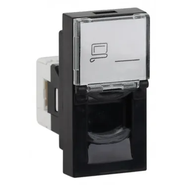 Розетка модульная компьютерная RJ-45 45х22,5мм черная