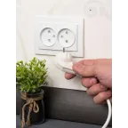 Розетка Минск 2-местная СП без заземления 10А белая защитные шторки