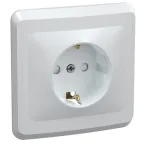 Розетка РСш10-3-ВБ одноместная с заземляющим контактом с защитными шторками 16А ВЕГА белый
