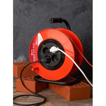 Удлинитель на катушке Атлант 2.0 4 гнезда 50м без заземления ПВС 2x0.75 6А/1.3кВт PROxima