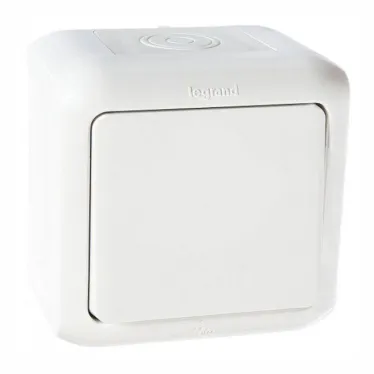 Quteo Переключатель одноклавишный наружный IP44 белый 10А