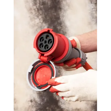 Розетка переносная 2352 3Р+РЕ+N 63А 380В IP67 PROxima