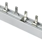 Шина соединительная типа PIN 3-фазная 100А 54 модулей