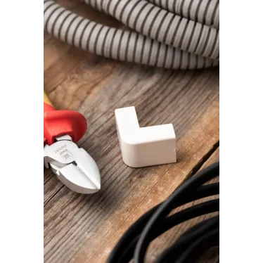 Угол внешний (20х10) (4 шт) Plast PROxima белый