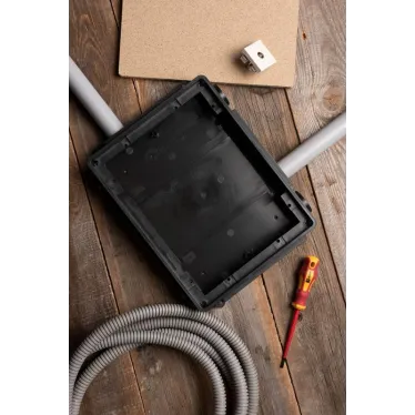 Коробка напольная под лючок C-Line 12