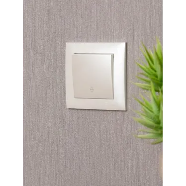 Валенсия лицевая панель выключателя проходного 1-кл. 10А жемчуг