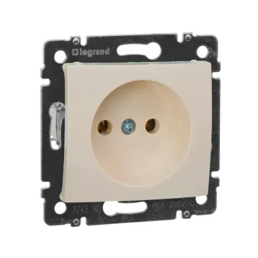 VALENA Розетка без заземления без шторок в рамку слоновая кость