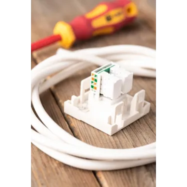 Розетка RJ45, категории 5e (ширина 2 модуля)
