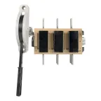 ВР32У-39A71240-R 630А, 2 направ. с д/г камерами, с передней смещённой рукояткой MAXima