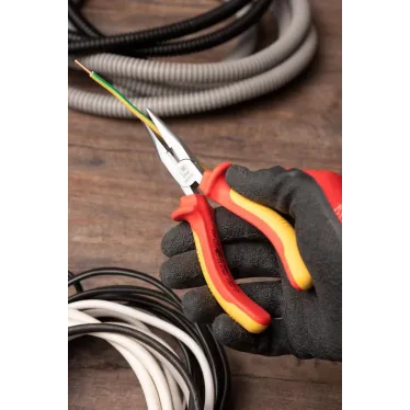 Длинногубцы Expert 160 мм 1000В