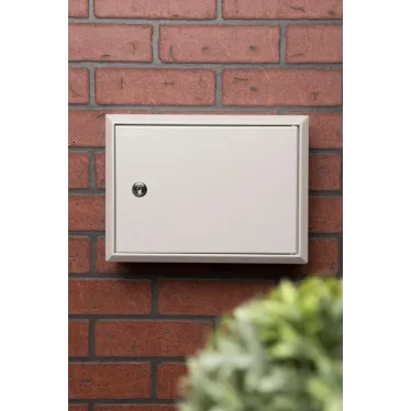 Щит распределительный навесной ЩРн-12з IP31 220х300х120 с замком