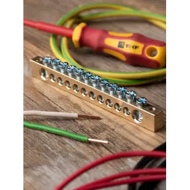 Шина нулевая 8х12мм 125А 12 отверстий крепеж по краям латунь PROxima