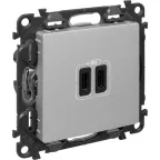 Valena LIFE.Зарядное устройство с двумя USB-разьемами тип С-тип С 240В/5В 3000мА.С лицевой панелью.Цвет Алюминий