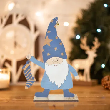 Деревянная фигурка Гном с носком 15х4х17 см | 504-009 | NEON-NIGHT