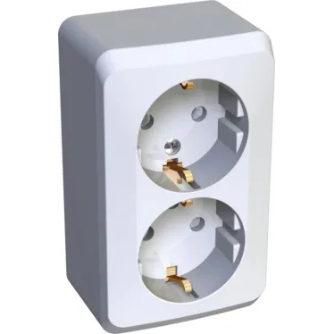 ЭТЮД Розетка двойная наружная с заземлением со шторками белая