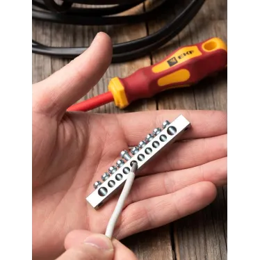 Шина PEN ноль-земля (6x9мм) 10 отв. цинк крепеж покраям